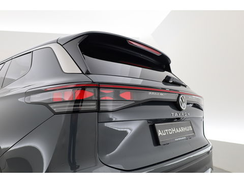 Volkswagen Tayron 1.5 eTSI Life Edition 7p. | Panoramadak | Elek. Trekhaak | Adapt. Cruise | Stoel- Stuurverw/ | Apple CarPlay | Dodehoekdet.