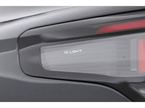 Volkswagen Tayron 1.5 eTSI Life Edition 7p. | Panoramadak | Elek. Trekhaak | Adapt. Cruise | Stoel- Stuurverw/ | Apple CarPlay | Dodehoekdet.