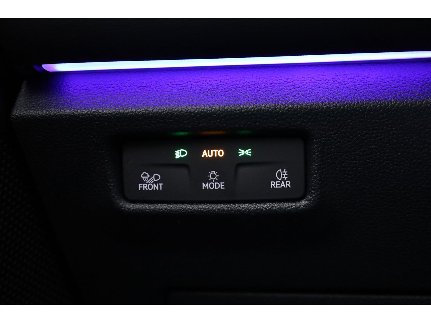 Volkswagen Tayron 1.5 eTSI Life Edition 7p. | Panoramadak | Elek. Trekhaak | Adapt. Cruise | Stoel- Stuurverw/ | Apple CarPlay | Dodehoekdet.