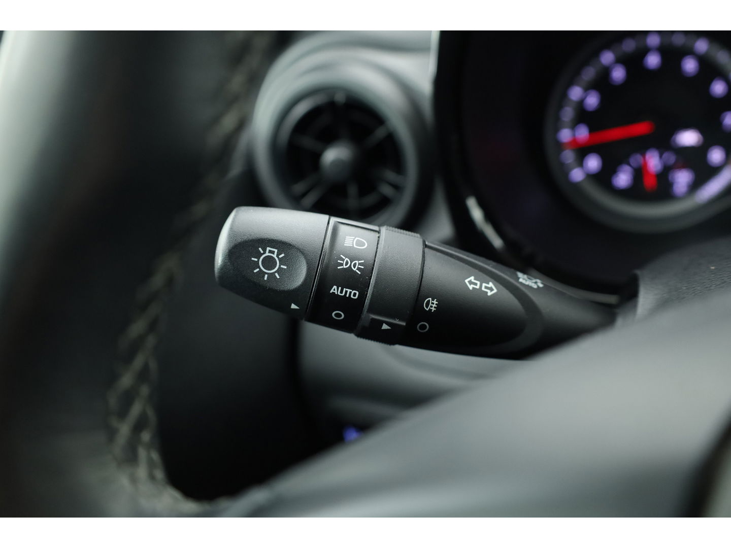 Hyundai i10 1.0 Comfort 5-zits | Apple CarPlay & Android Auto | Cruise Control | DAB | Airco | 14''