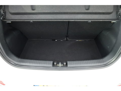 Hyundai i10 1.0 Comfort 5-zits | Apple CarPlay & Android Auto | Cruise Control | DAB | Airco | 14''