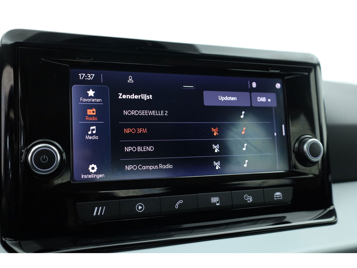 SEAT Ibiza 1.0 EcoTSI Style Online | Cruise Control | Apple CarPlay & Android Auto | DAB | Stoelverw. | All Season | 15''