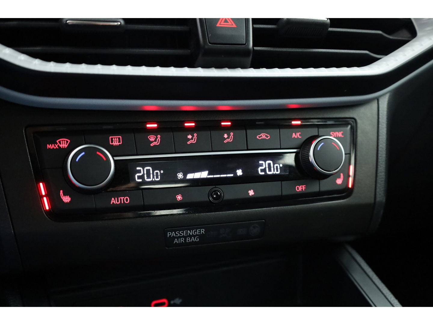 SEAT Ibiza 1.0 EcoTSI Style Online | Cruise Control | Apple CarPlay & Android Auto | DAB | Stoelverw. | All Season | 15''