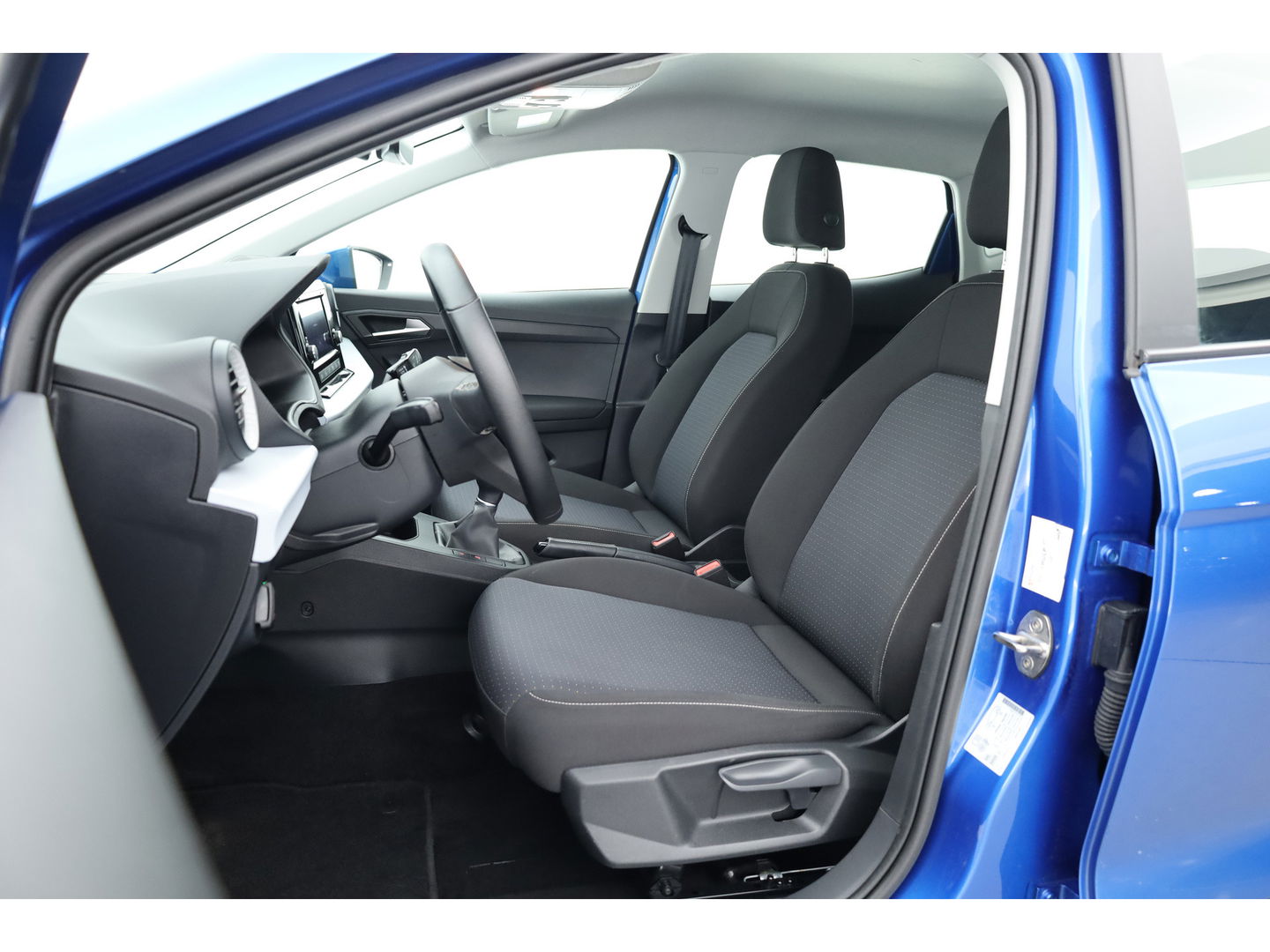 SEAT Ibiza 1.0 EcoTSI Style Online | Cruise Control | Apple CarPlay & Android Auto | DAB | Stoelverw. | All Season | 15''