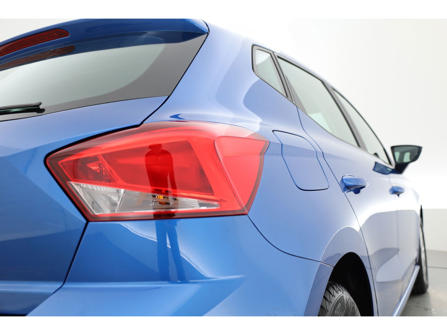 SEAT Ibiza 1.0 EcoTSI Style Online | Cruise Control | Apple CarPlay & Android Auto | DAB | Stoelverw. | All Season | 15''