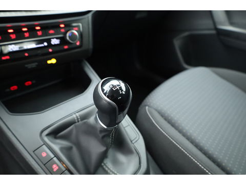 SEAT Ibiza 1.0 EcoTSI Style Online | Cruise Control | Apple CarPlay & Android Auto | DAB | Stoelverw. | All Season | 15''