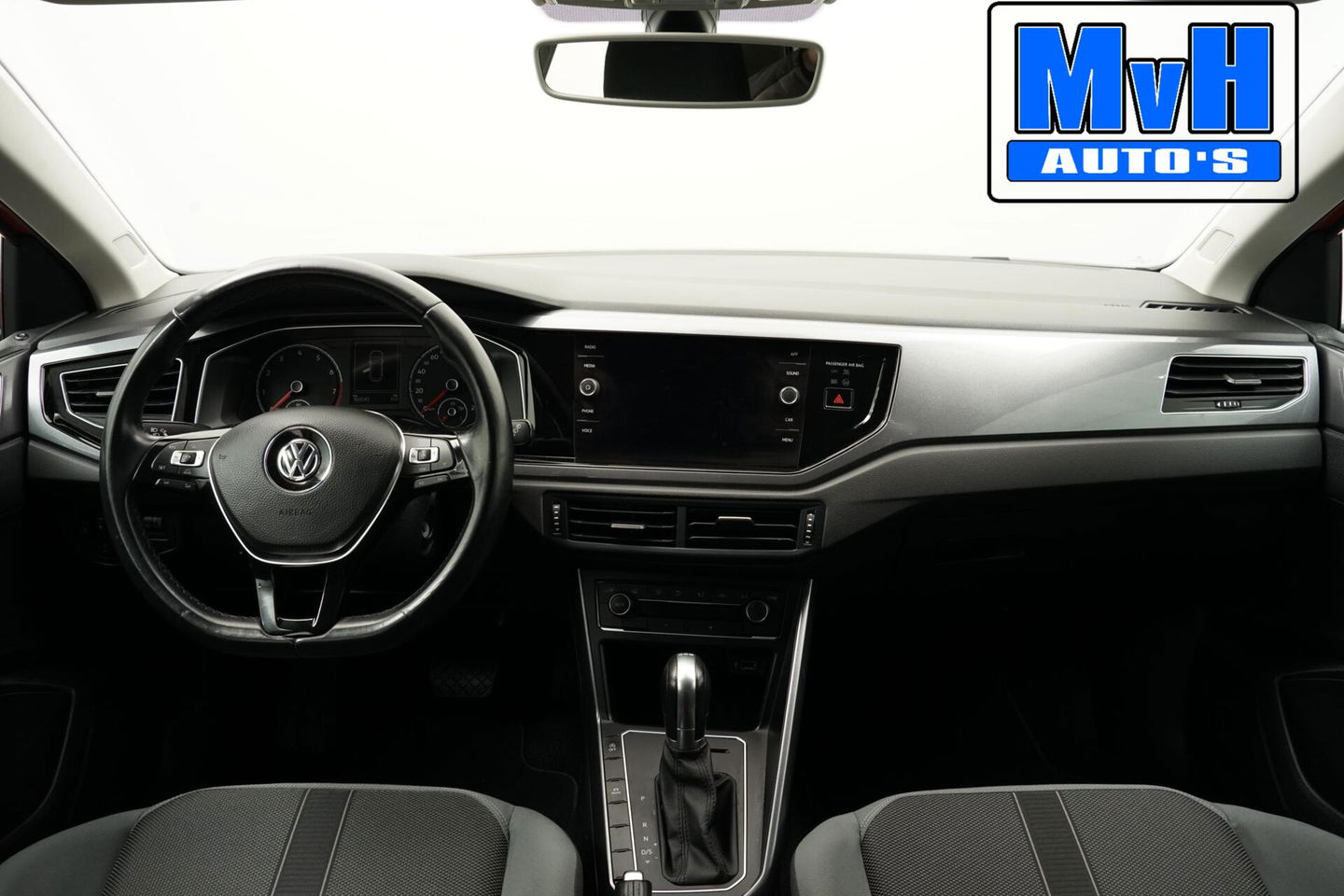 Volkswagen Polo 1.0 TSI Highline|TREKH|CAMERA|LED|CLIMA|ACC