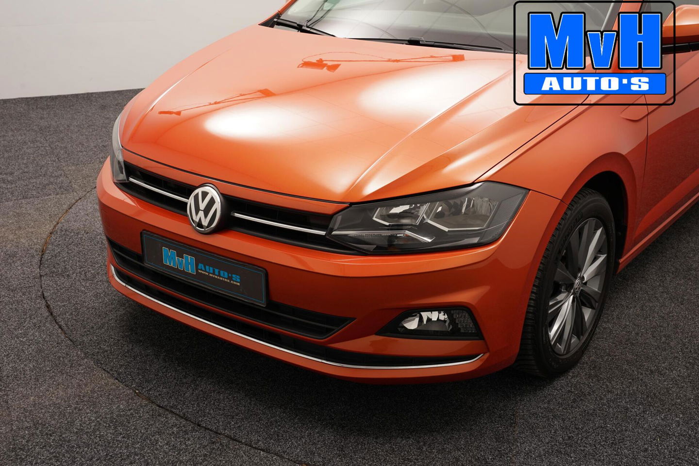 Volkswagen Polo 1.0 TSI Highline|TREKH|CAMERA|LED|CLIMA|ACC