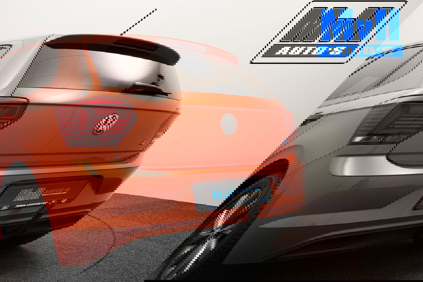 Volkswagen Polo 1.0 TSI Highline|TREKH|CAMERA|LED|CLIMA|ACC