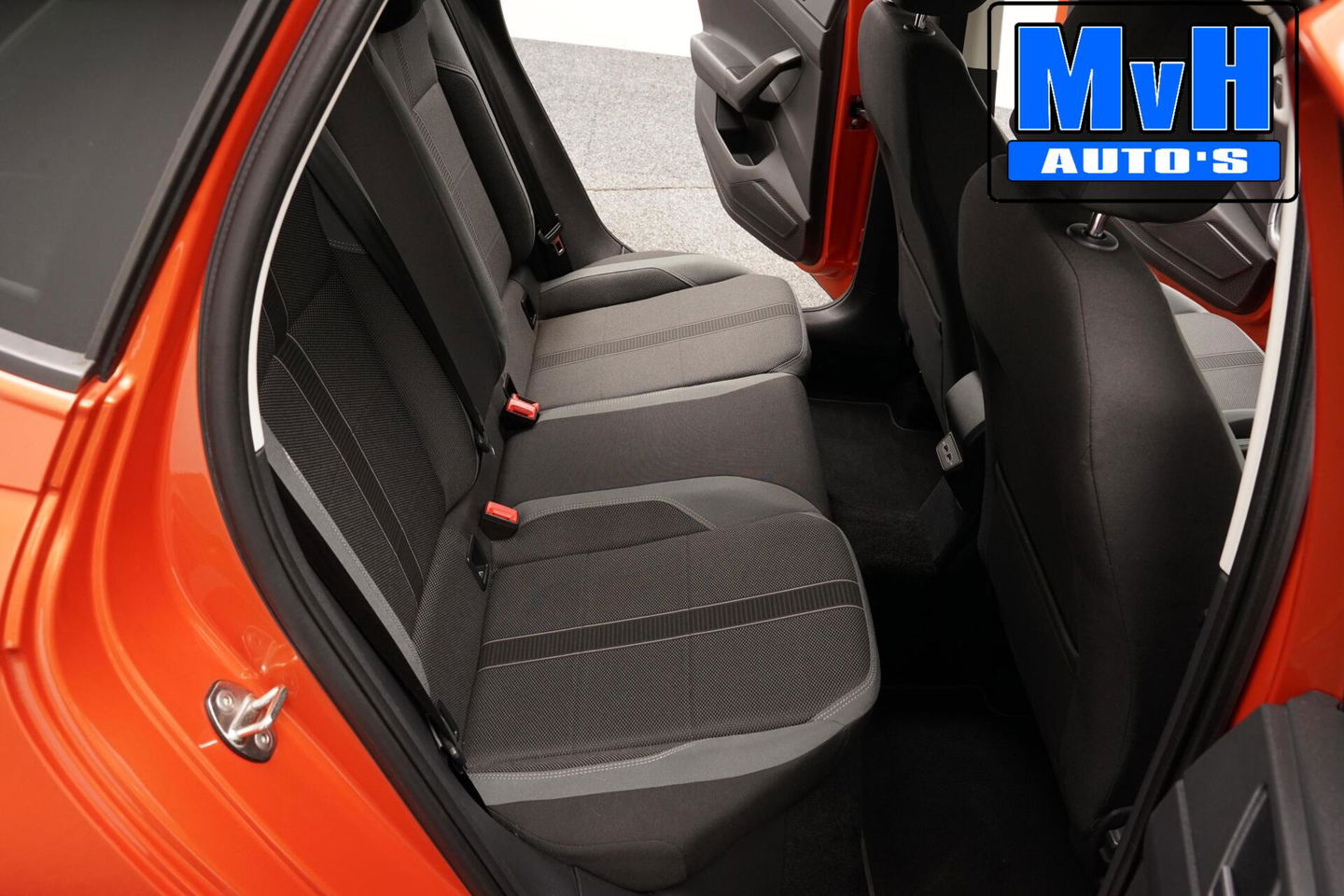 Volkswagen Polo 1.0 TSI Highline|TREKH|CAMERA|LED|CLIMA|ACC