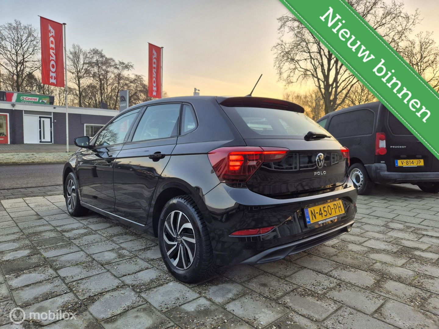 Volkswagen Polo 1.0 TSI Life, Nieuw model, Carplay, PDC V+A