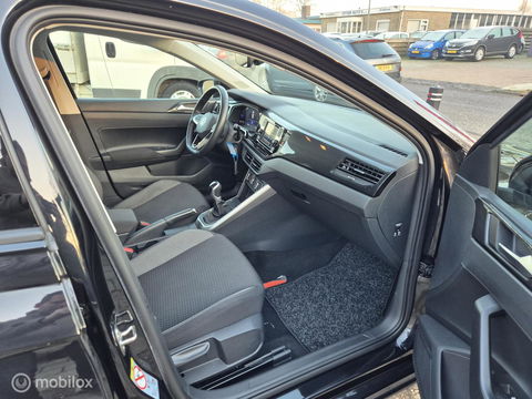 Volkswagen Polo 1.0 TSI Life, Nieuw model, Carplay, PDC V+A