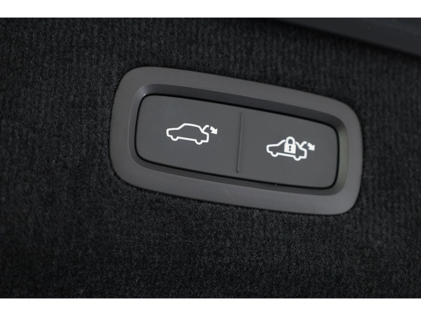 Polestar 3 LRDE Performance 111 kWh 517 PK | 560km WLTP |Full Option | Leder-pakket | Massage | Luchtvering | Laser Light | Bowers & Wilkins |  |