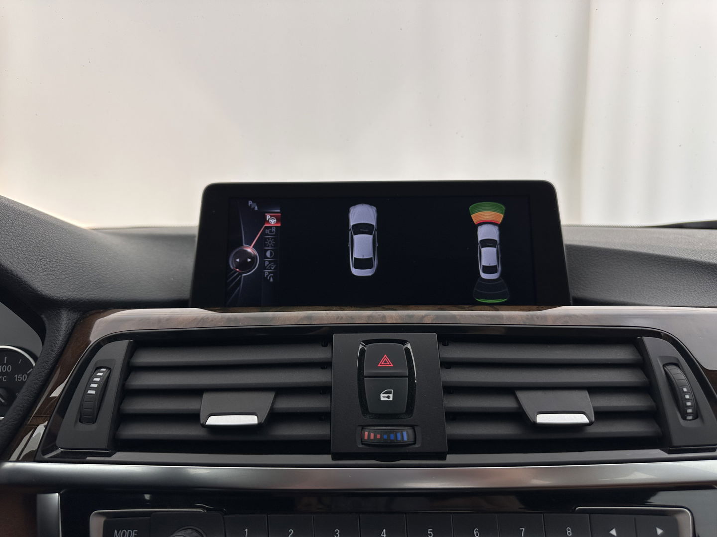 BMW 4 Serie Coupé 435d xDrive Executive Aut. *LEATHER | BI-XENON | MEMORY-PACK | TOPVIEW | HEAD-UP | BLINDSPOT | HEATED-SPORTSEATS | KEYLESS | NAVI-FULLMAP | ECC | PDC | CRUISE | 19''ALU*