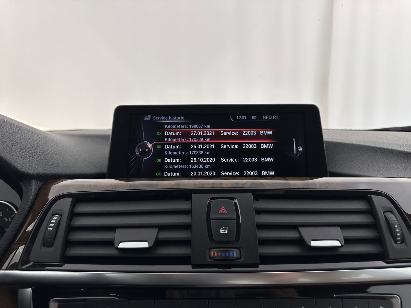 BMW 4 Serie Coupé 435d xDrive Executive Aut. *LEATHER | BI-XENON | MEMORY-PACK | TOPVIEW | HEAD-UP | BLINDSPOT | HEATED-SPORTSEATS | KEYLESS | NAVI-FULLMAP | ECC | PDC | CRUISE | 19''ALU*