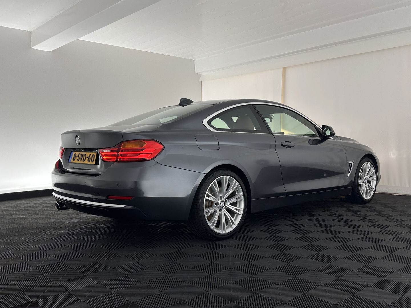 BMW 4 Serie Coupé 435d xDrive Executive Aut. *LEATHER | BI-XENON | MEMORY-PACK | TOPVIEW | HEAD-UP | BLINDSPOT | HEATED-SPORTSEATS | KEYLESS | NAVI-FULLMAP | ECC | PDC | CRUISE | 19''ALU*