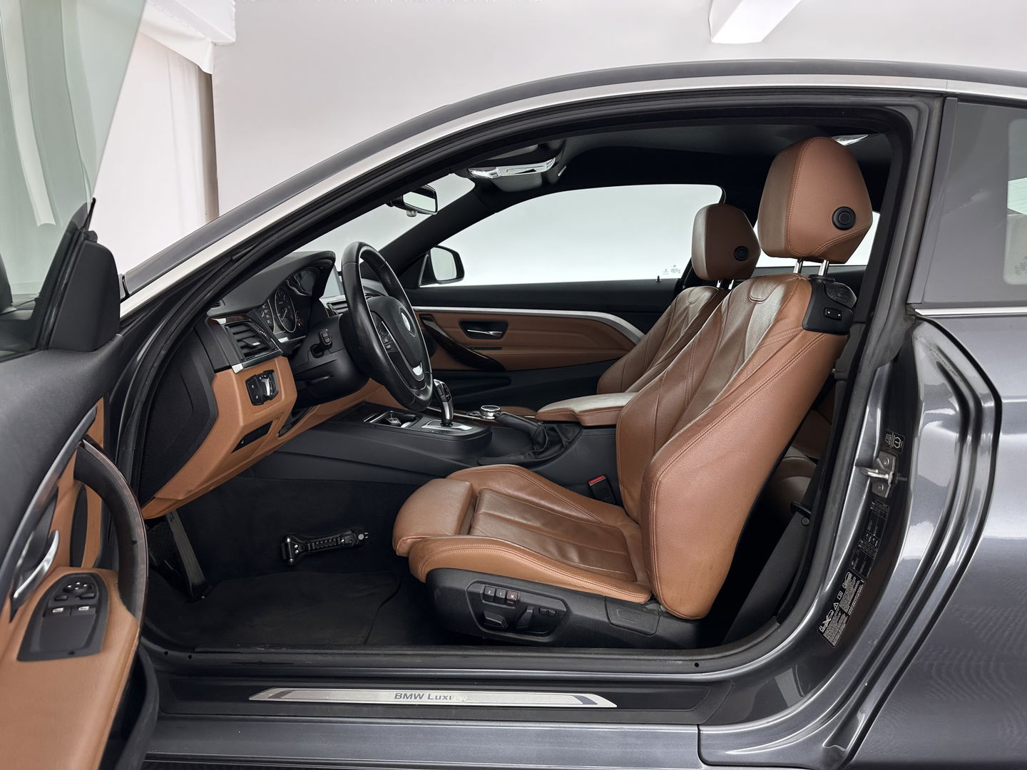 BMW 4 Serie Coupé 435d xDrive Executive Aut. *LEATHER | BI-XENON | MEMORY-PACK | TOPVIEW | HEAD-UP | BLINDSPOT | HEATED-SPORTSEATS | KEYLESS | NAVI-FULLMAP | ECC | PDC | CRUISE | 19''ALU*