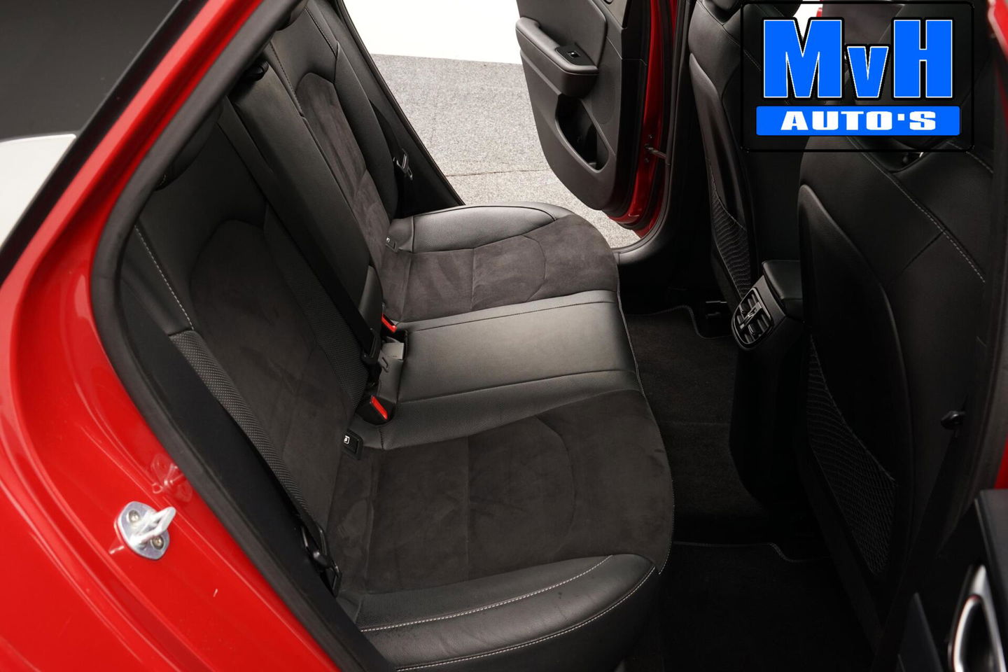 Kia ProCeed 1.4 T-GDI GT-Line|LUXE!|TREKHAAK|PANO|LED|NAP