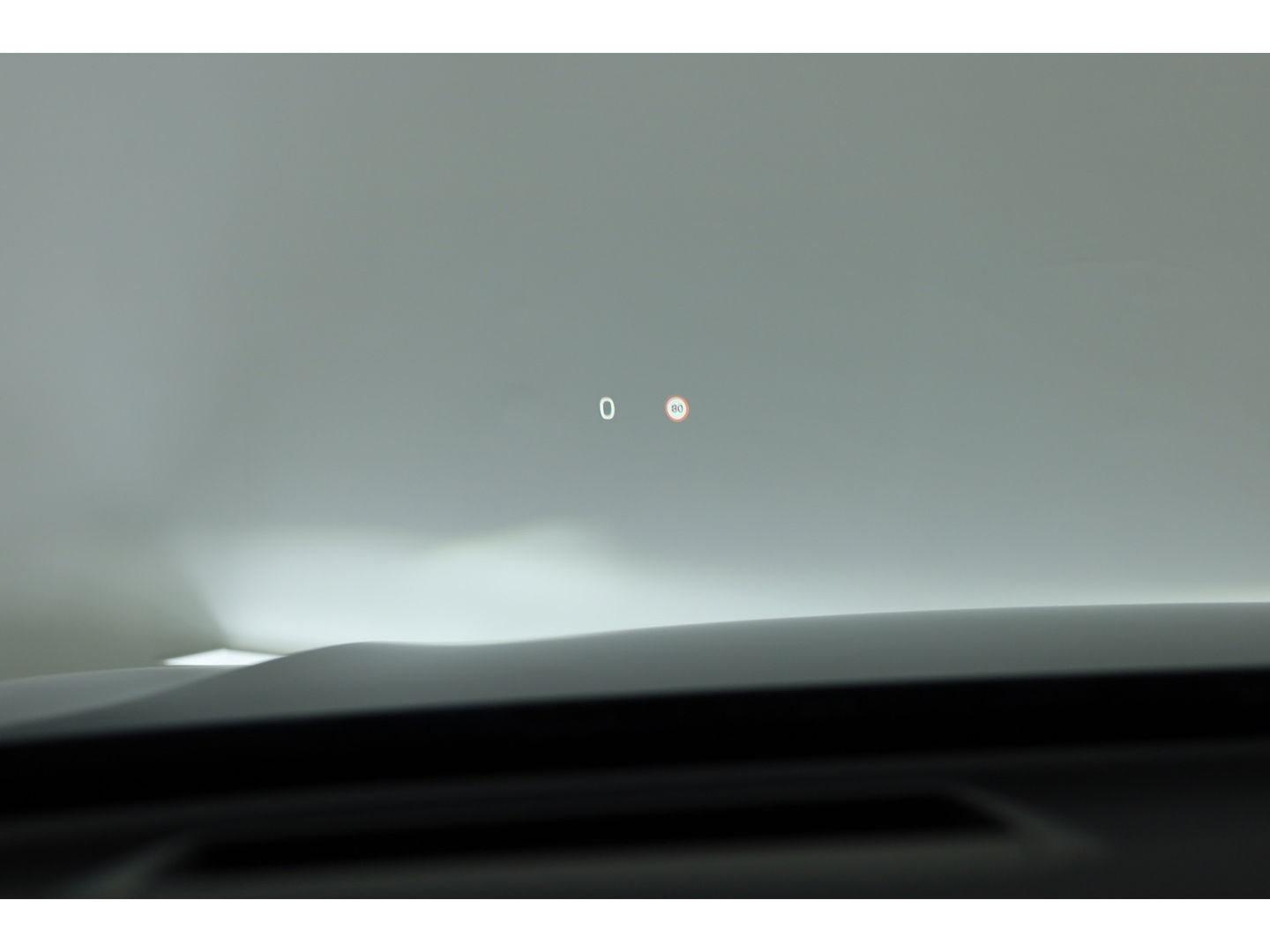 Volvo XC60 2.0 T8 Plug-in hybrid AWD Ultimate Dark | 455 PK | Head-up | Elek. Trekhaak | H&K Audio | 360 camera | ACC |