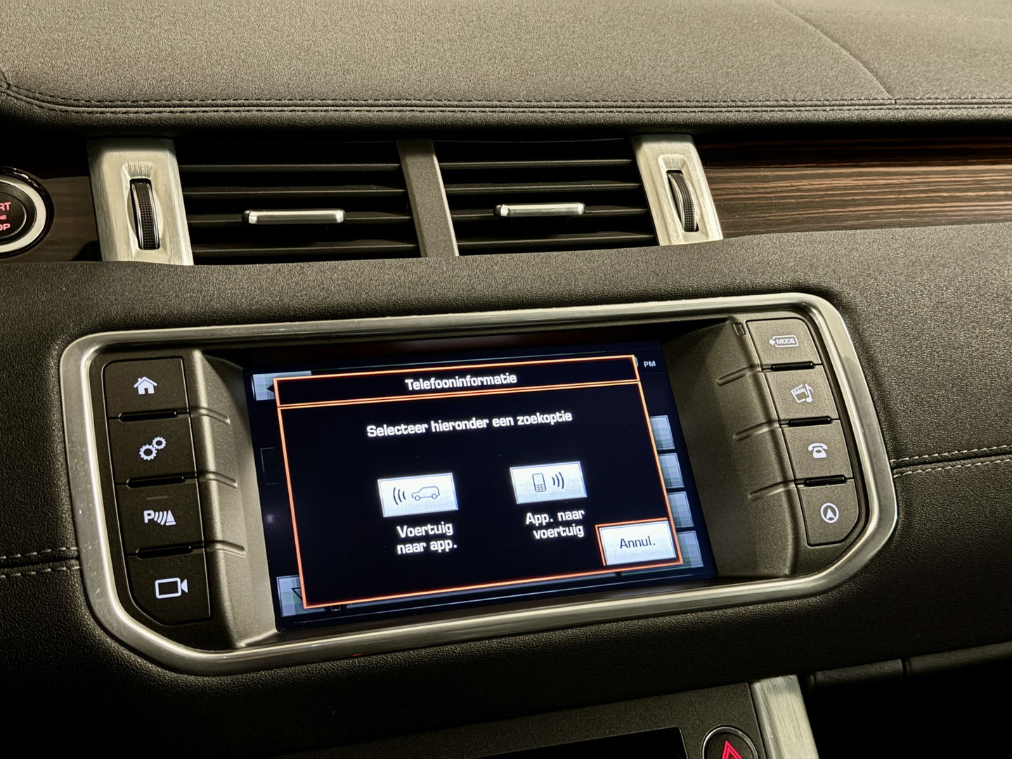 Land Rover Range Rover Evoque 2.0 TD4 HSE Dynamic | Head-Up Display | Meridian | Camera | Lane Assist | Dodehoeksensor | Leder | Memory Seats | Elektrische Achterklep | LED | Xenon |