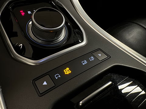 Land Rover Range Rover Evoque 2.0 TD4 HSE Dynamic | Head-Up Display | Meridian | Camera | Lane Assist | Dodehoeksensor | Leder | Memory Seats | Elektrische Achterklep | LED | Xenon |