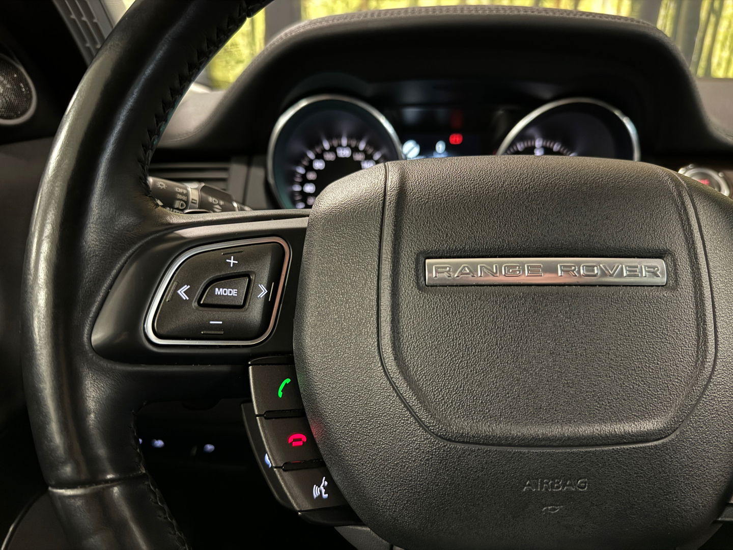 Land Rover Range Rover Evoque 2.0 TD4 HSE Dynamic | Head-Up Display | Meridian | Camera | Lane Assist | Dodehoeksensor | Leder | Memory Seats | Elektrische Achterklep | LED | Xenon |