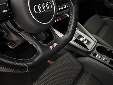 Audi A3 30 TFSI S-line Black optic | Pano | Virtual | Carplay | Cruise | Navi | Parkeersens.