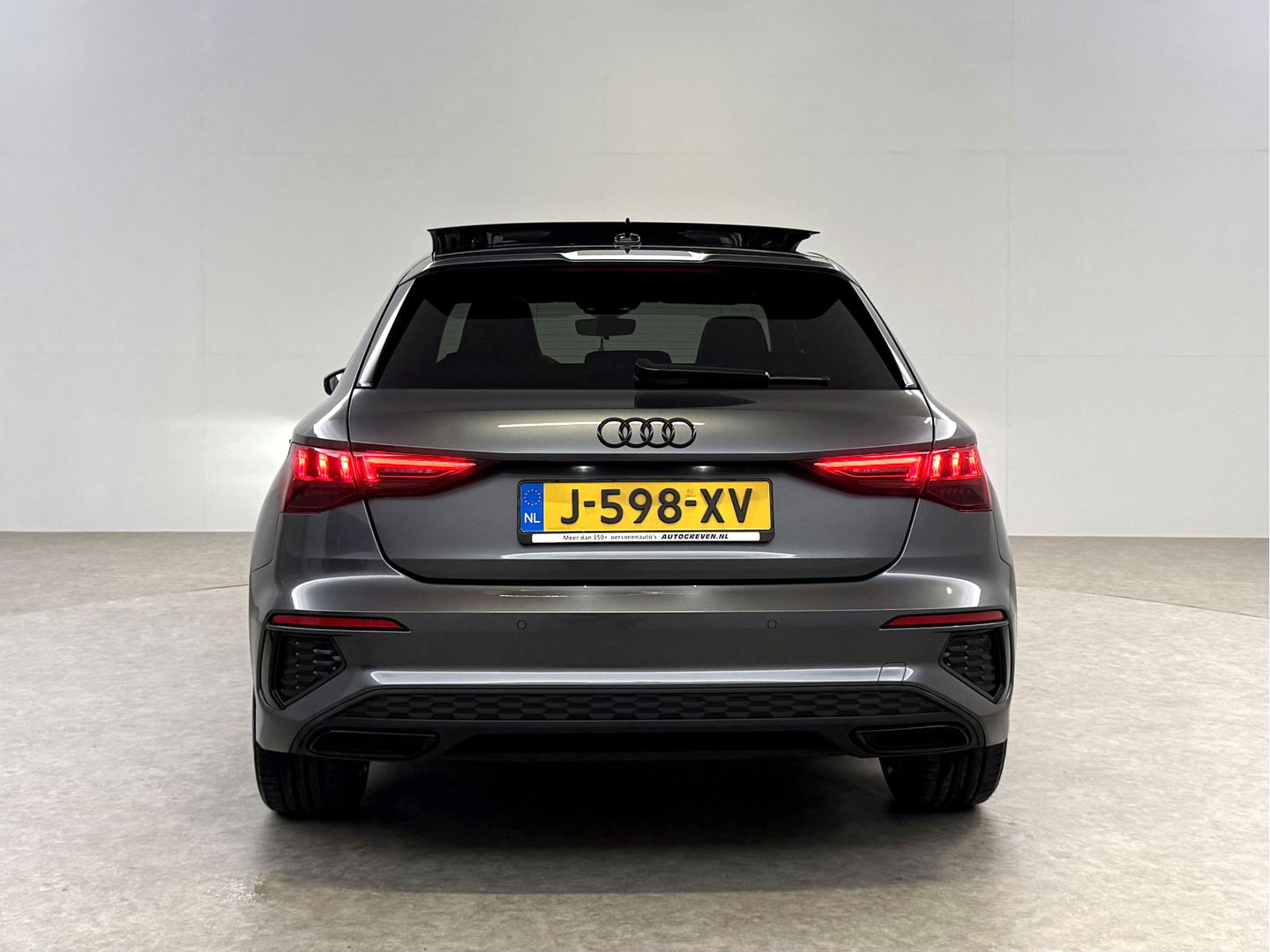 Audi A3 30 TFSI S-line Black optic | Pano | Virtual | Carplay | Cruise | Navi | Parkeersens.