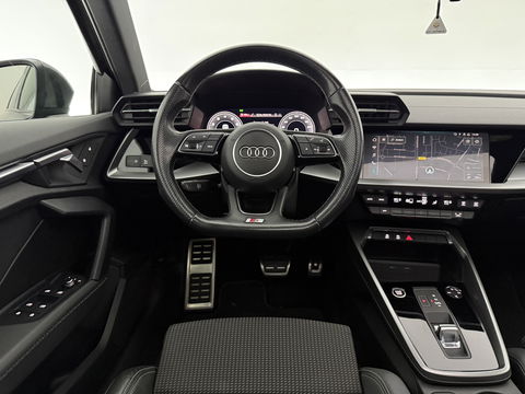 Audi A3 30 TFSI S-line Black optic | Pano | Virtual | Carplay | Cruise | Navi | Parkeersens.