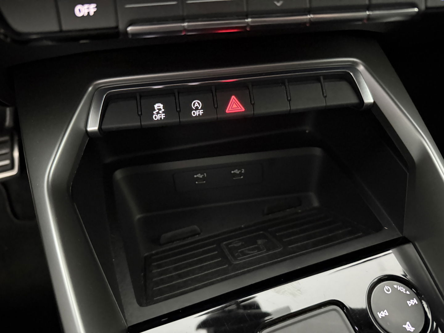 Audi A3 30 TFSI S-line Black optic | Pano | Virtual | Carplay | Cruise | Navi | Parkeersens.