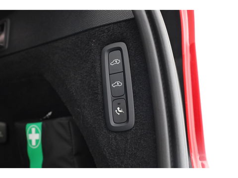 Volvo XC90 2.0 T8 Recharge AWD Plus Dark | Pano | Luchtvering | Elek. Trekhaak | Memory | 360cam | Stoel- Stuurverw. | Harman Kardon