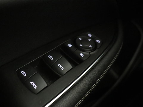 Opel Insignia 2.0 Turbo GSI 4X4 | 230pk | Origineel NL | Head-Up | Adaptive cruise | BOSE Sound | Stoelverwarming | Matrix LED | Camera | Alcantara | Carplay | Navigatie | Keyless | Stuurverwarming | 121.800km NAP