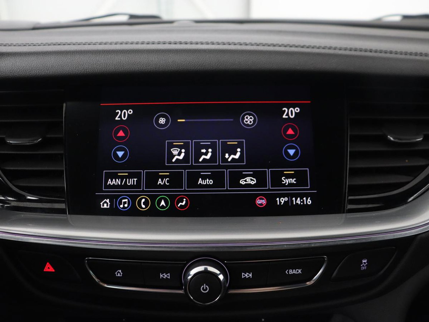 Opel Insignia 2.0 Turbo GSI 4X4 | 230pk | Origineel NL | Head-Up | Adaptive cruise | BOSE Sound | Stoelverwarming | Matrix LED | Camera | Alcantara | Carplay | Navigatie | Keyless | Stuurverwarming | 121.800km NAP