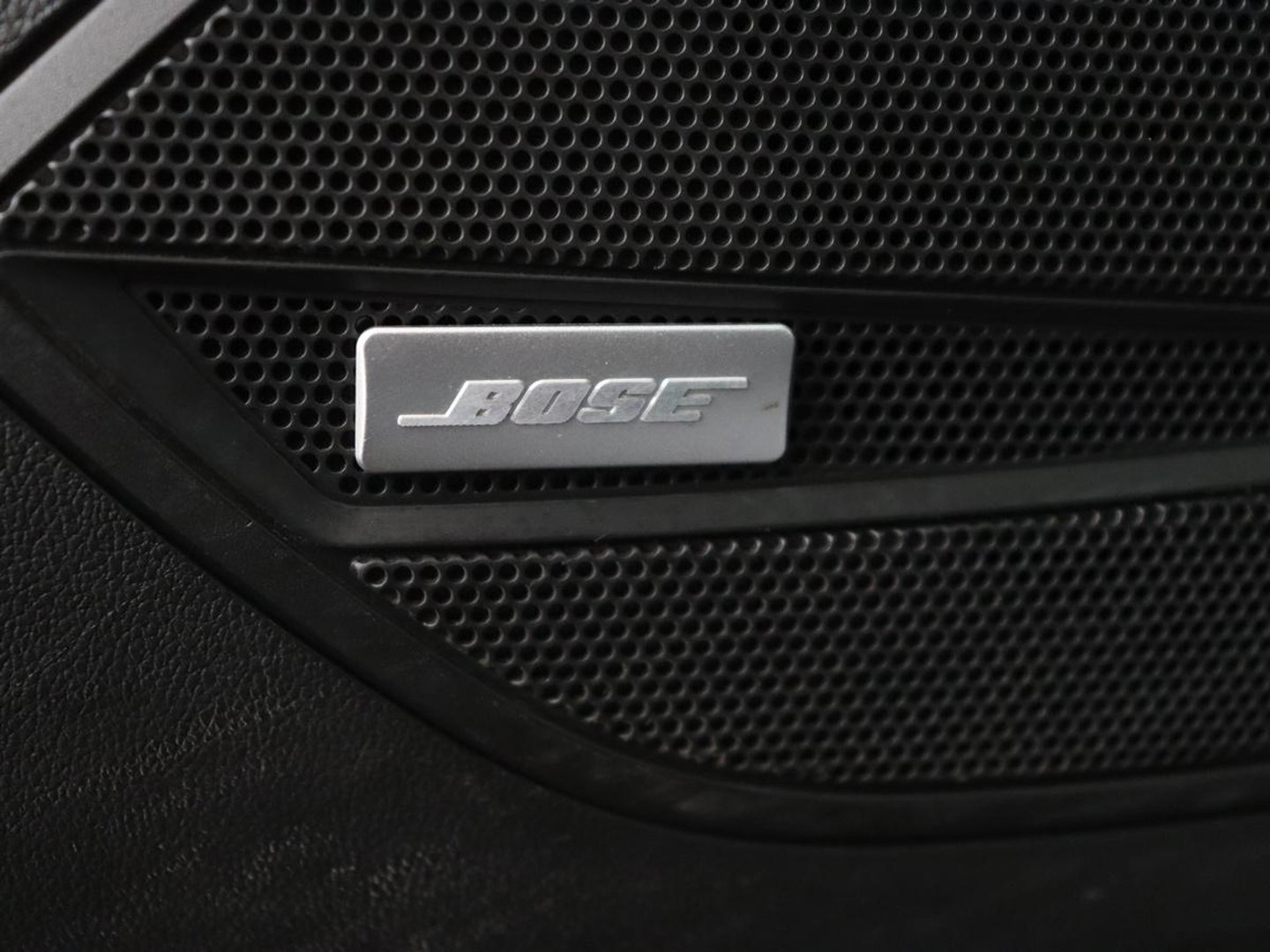 Opel Insignia 2.0 Turbo GSI 4X4 | 230pk | Origineel NL | Head-Up | Adaptive cruise | BOSE Sound | Stoelverwarming | Matrix LED | Camera | Alcantara | Carplay | Navigatie | Keyless | Stuurverwarming | 121.800km NAP