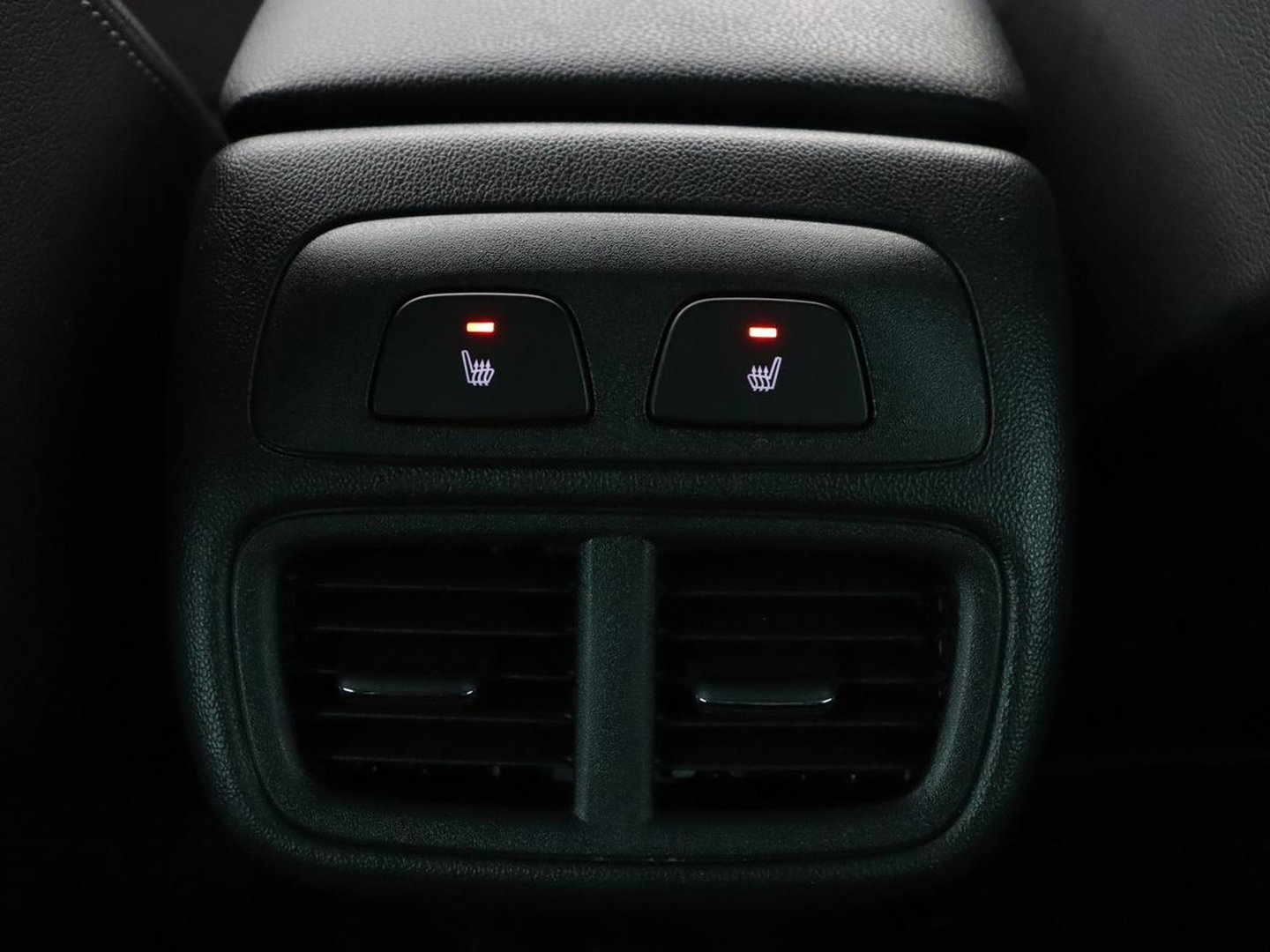 Opel Insignia 2.0 Turbo GSI 4X4 | 230pk | Origineel NL | Head-Up | Adaptive cruise | BOSE Sound | Stoelverwarming | Matrix LED | Camera | Alcantara | Carplay | Navigatie | Keyless | Stuurverwarming | 121.800km NAP