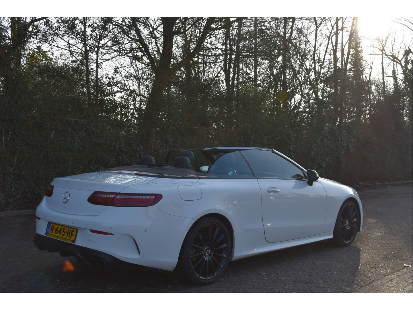 Mercedes-Benz E-Klasse Cabrio 200 AMG Line Navigatie | Cruise Control | Virtual Cockpit | Stoelverwarming | Camera