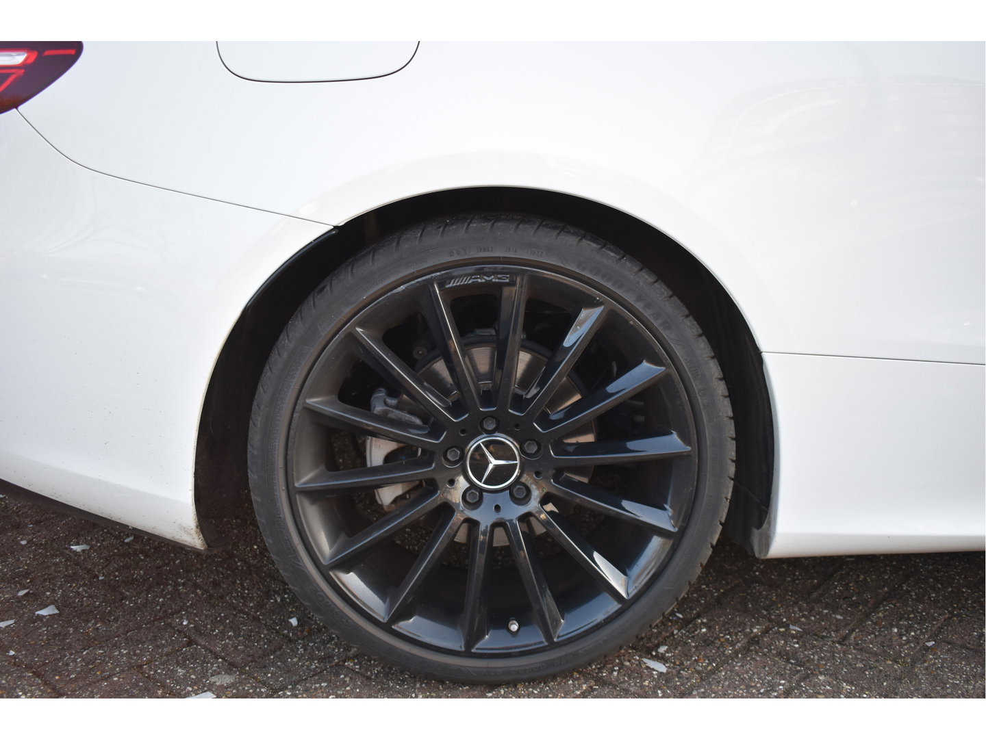 Mercedes-Benz E-Klasse Cabrio 200 AMG Line Navigatie | Cruise Control | Virtual Cockpit | Stoelverwarming | Camera