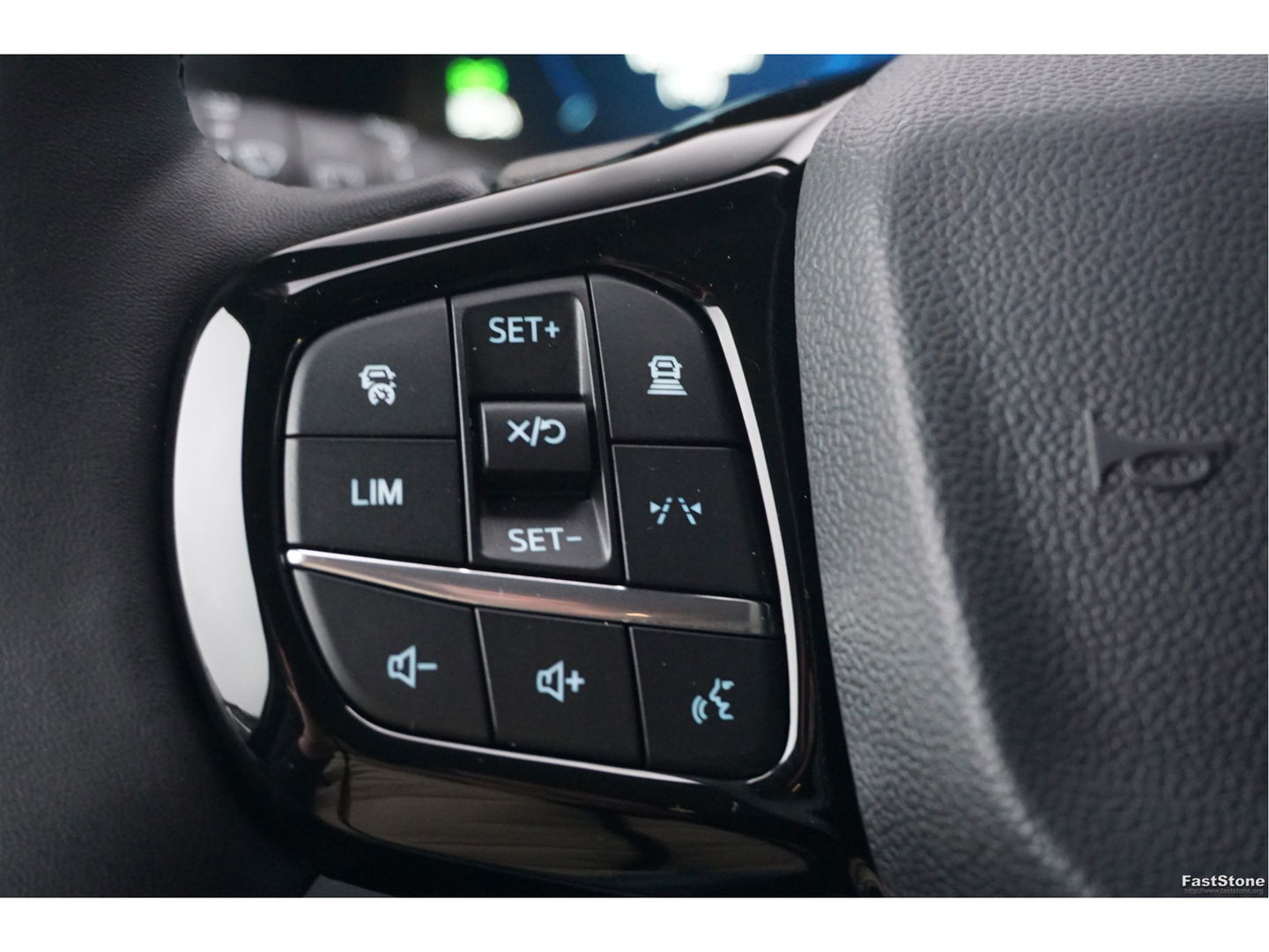 Ford Transit Custom 320L 2.5 PHEV Hybride 233PK DC Black Platinum PRIJS INCL. BPM !! Navi, 360° Cam, 17" LM, LED, Leder Interieur!! NR. HYB005