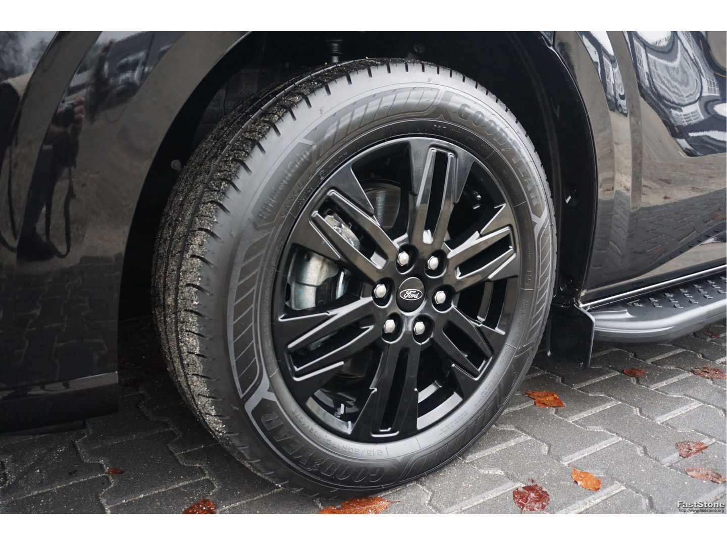 Ford Transit Custom 320L 2.5 PHEV Hybride 233PK DC Black Platinum PRIJS INCL. BPM !! Navi, 360° Cam, 17" LM, LED, Leder Interieur!! NR. HYB005