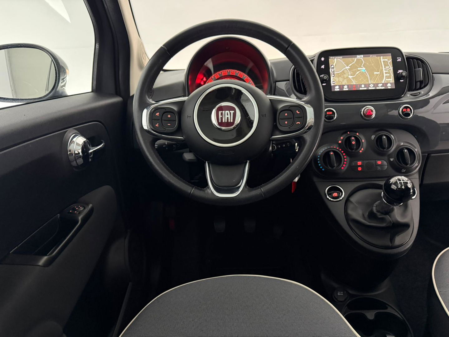 Fiat 500 0.9 TwinAir Turbo Lounge | Pano | Airco | Cruise | Navi | Carplay | Parkeersens. | NAP
