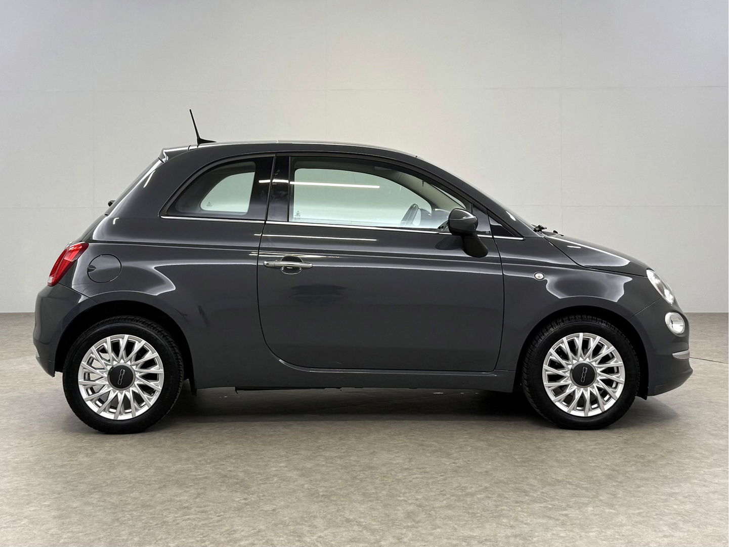 Fiat 500 0.9 TwinAir Turbo Lounge | Pano | Airco | Cruise | Navi | Carplay | Parkeersens. | NAP
