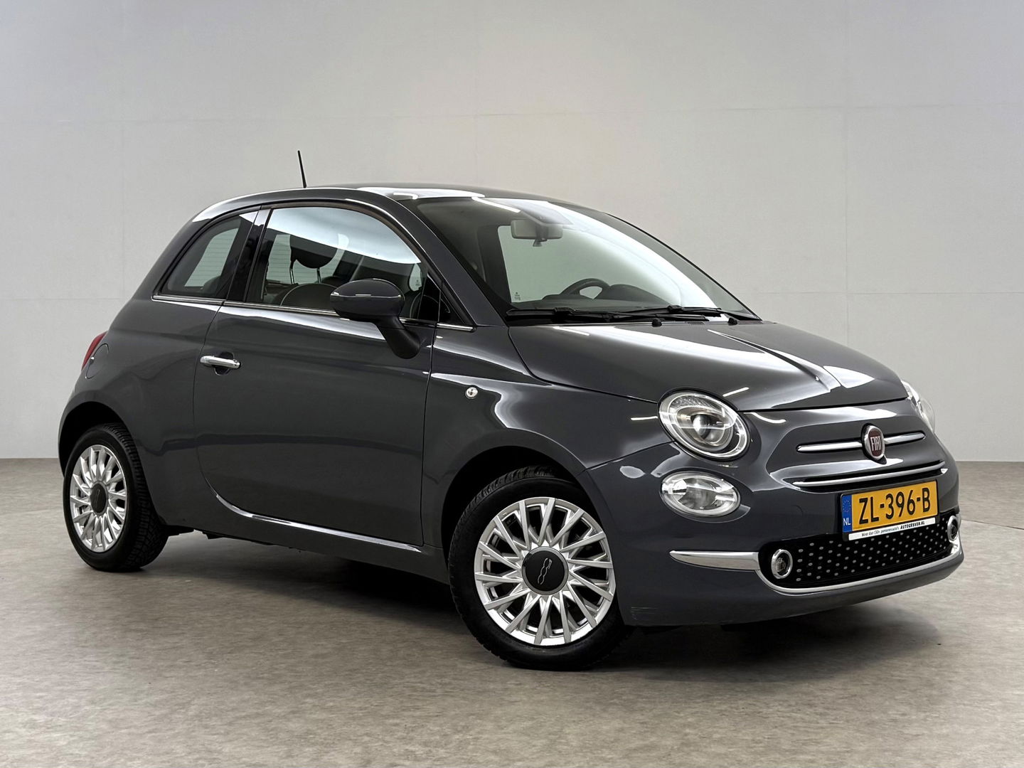 Fiat 500 0.9 TwinAir Turbo Lounge | Pano | Airco | Cruise | Navi | Carplay | Parkeersens. | NAP