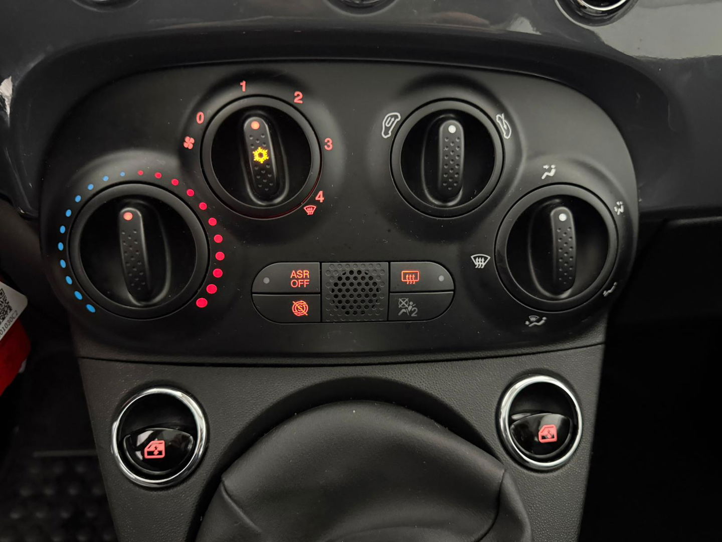 Fiat 500 0.9 TwinAir Turbo Lounge | Pano | Airco | Cruise | Navi | Carplay | Parkeersens. | NAP