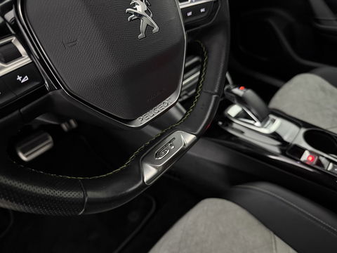 Peugeot e-2008 EV GT-Line 50 kWh | SOH 91% | Pano | Virtual | Adap.Cruise | Clima | Carplay | Camera | Stoelverw. | Keyless