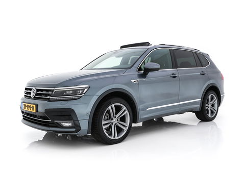 Volkswagen Tiguan Allspace 1.5 TSI R-line Highline Business (7-Pers.) (INCL-BTW) Aut * PANO | NAVI-FULLMAP | XENON | ALCANTARA | HEATED-ERGONOMIC-SPORTSEATS | KEYLESS | PRIVACY-GLASS | CAMERA | DAB | DIGI-COCKPIT | PDC | TOWBAR | ECC | 19"ALU*