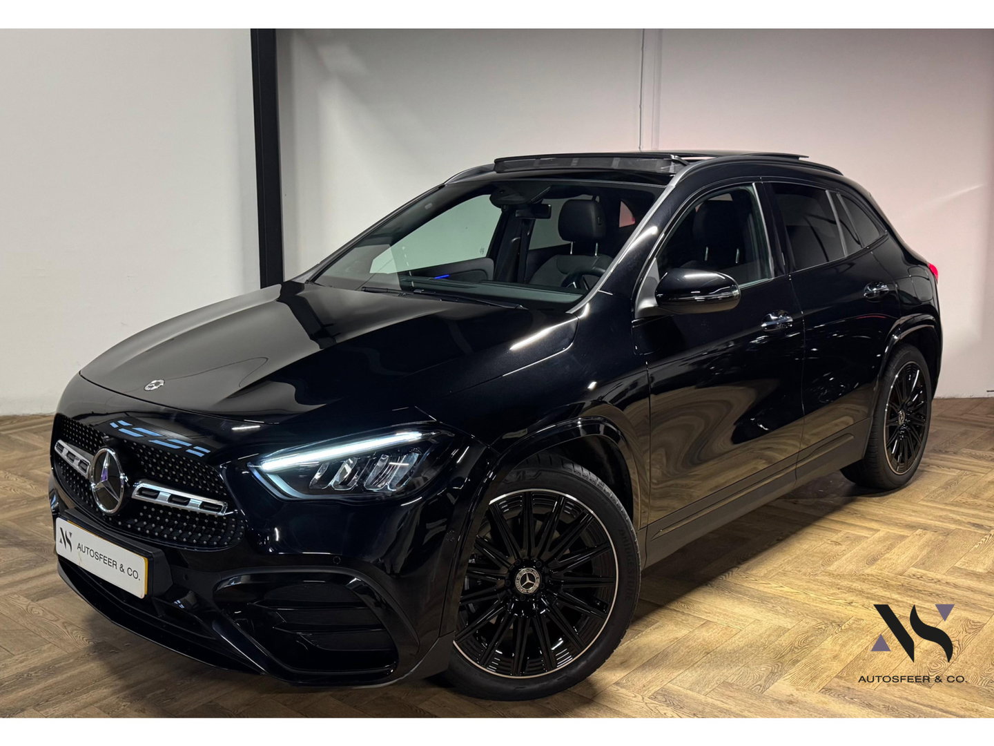 Mercedes-Benz GLA 250 e AMG PANO KEYLESS VOL'
