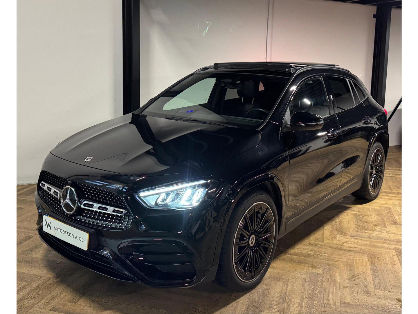 Mercedes-Benz GLA 250 e AMG PANO KEYLESS VOL'