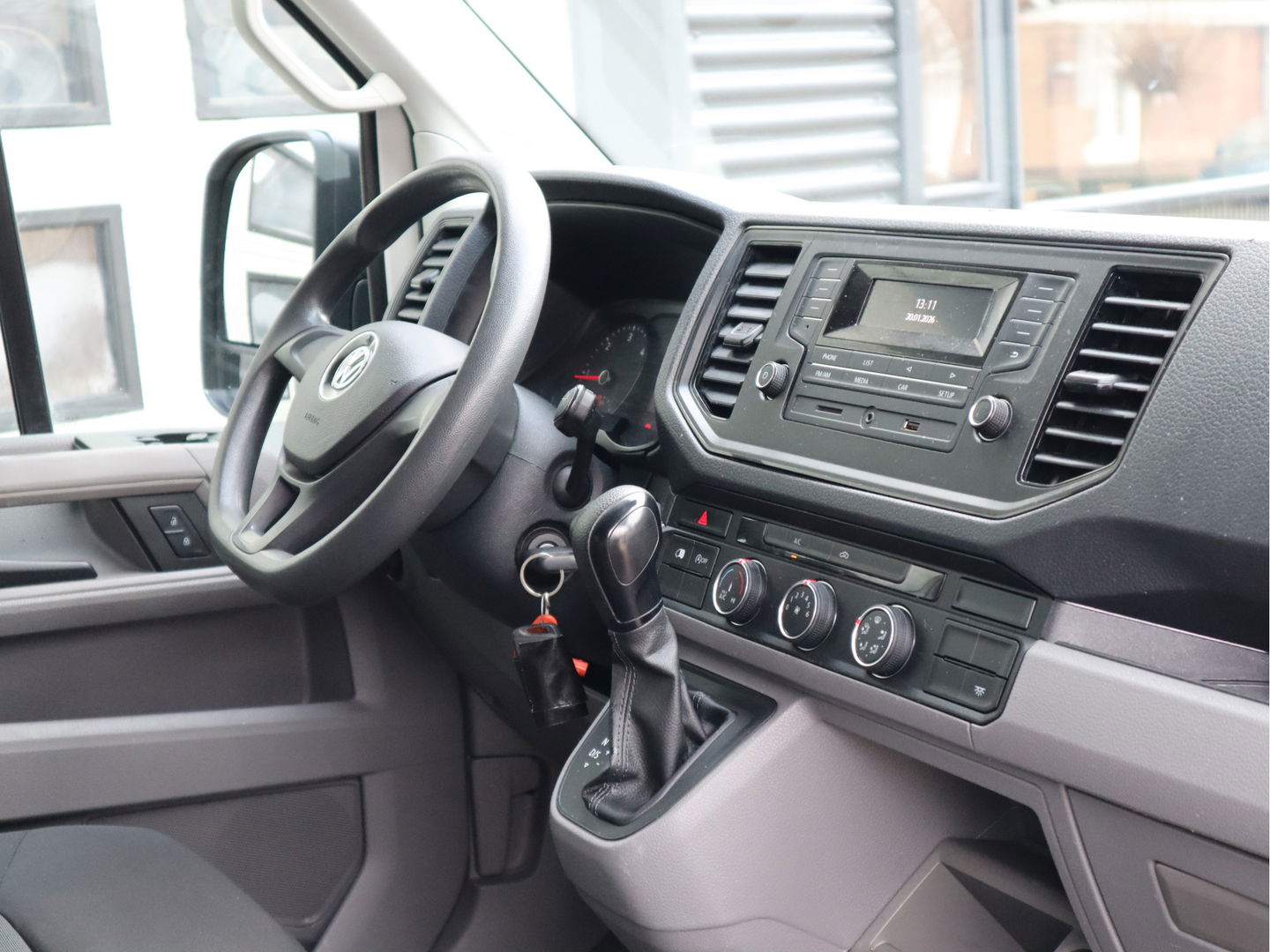 Volkswagen Crafter 2.0 TDI 177pk Automaat Euro 6 Laadklep Dhollandia