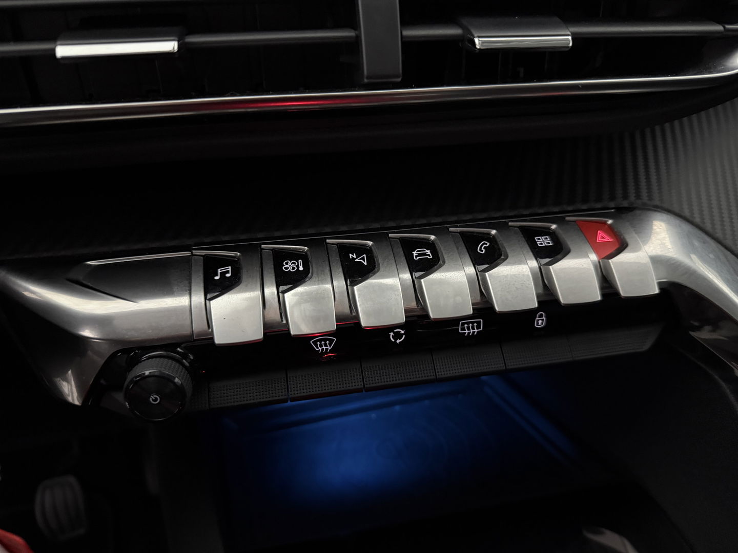 Peugeot 3008 1.2 PureTech | Virtual | Carplay | Trekh. | Cruise | Navi | LED | Parkeersens. | NAP