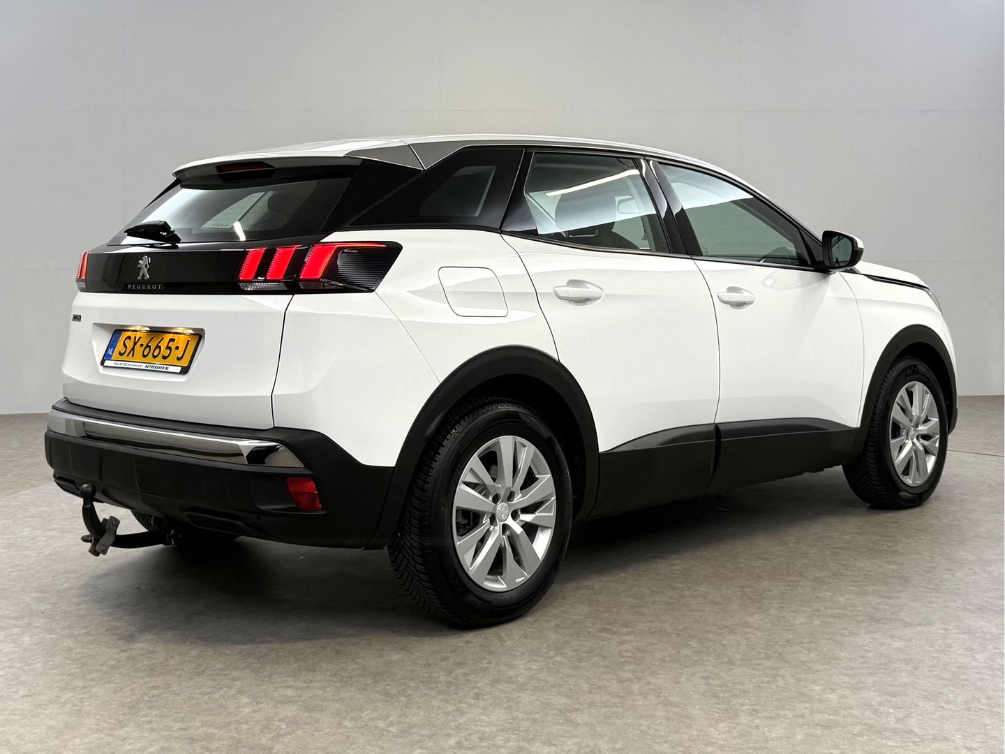 Peugeot 3008 1.2 PureTech | Virtual | Carplay | Trekh. | Cruise | Navi | LED | Parkeersens. | NAP